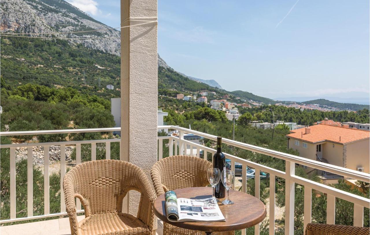 Cozy Apartment In Makarska With Kitchen Esterno foto